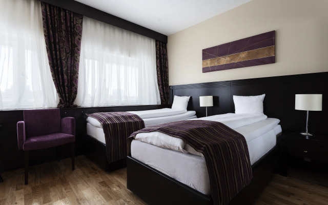 Solna Park & Hotel