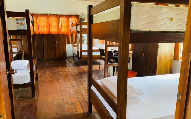 dream lanka surf hostel