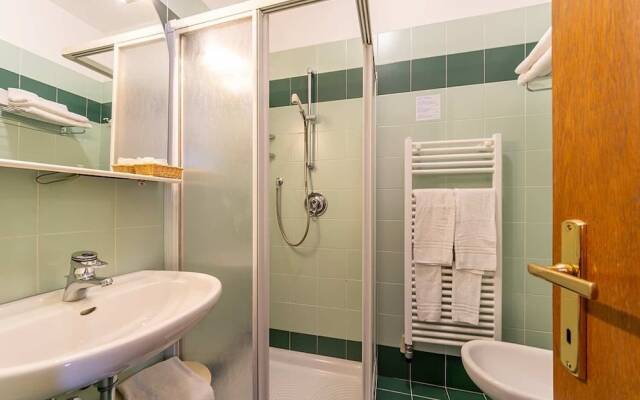 Alpine Touring Hotel