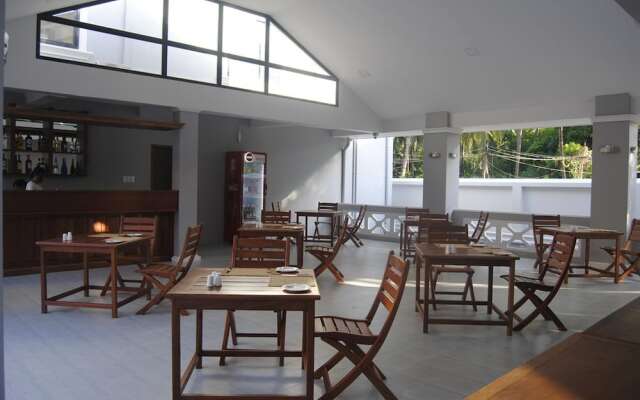 Sea Breeze Lodge Ngapali