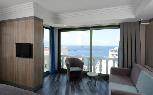 Marla Hotel