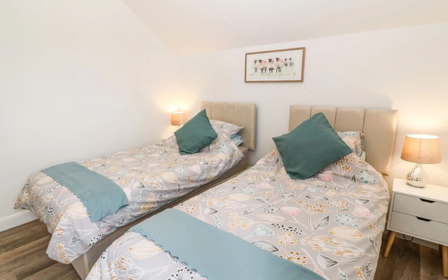 15 Parc Delfryn