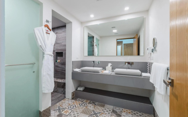 Izla Hotel