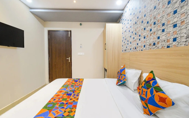 Fabhotel The Botanica