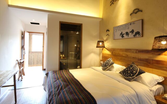 Tongxiang Wuzhen Yuexiang Inn