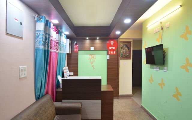 OYO 8439 Hotel Howard