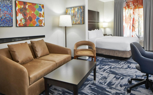 Fairfield Inn and Suites Gainesville