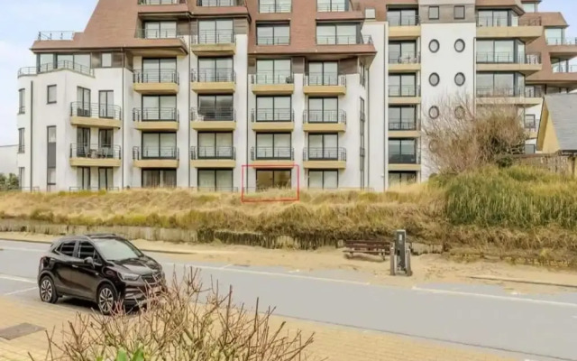 Apartment With Attached Garden