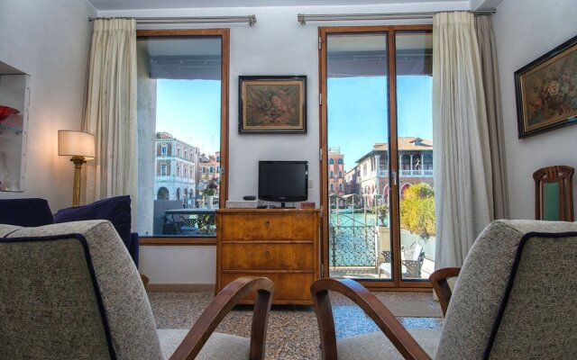 Grimaldi Apartments Cannaregio