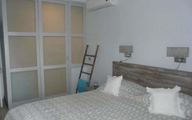 Le Cerisier Beach Apartments by Lov