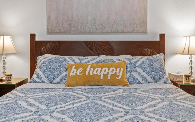 Quiet Kiahuna plantation , New Remodel with AC