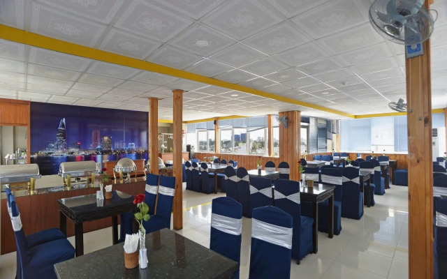 Boss Palace Hotel