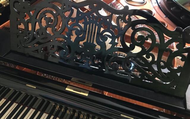 Schloss Grabow, Resting Place & A Luxury Piano Collection Resort, Prignitz - Brandenburg