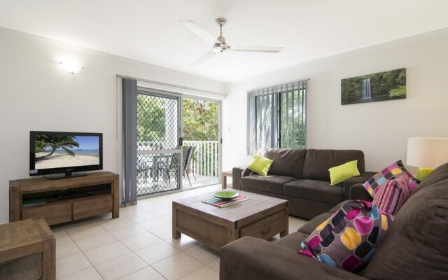 Port Douglas Outrigger Holiday Apartments