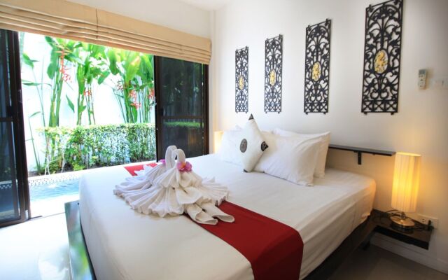 Coconut Grove Boutique Hotel