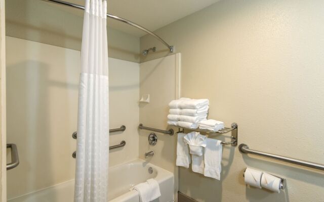 Comfort Inn & Suites Sacramento - University Area