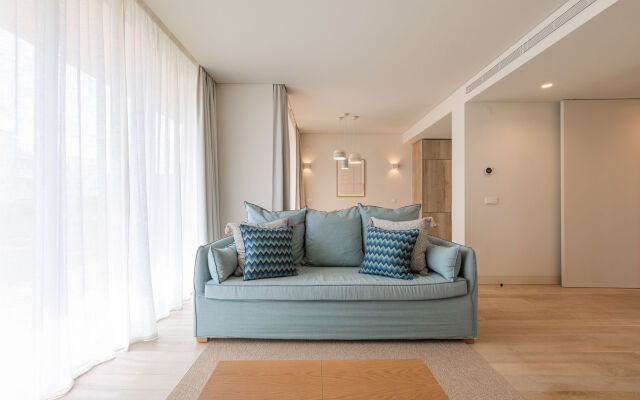 White Shell Beach Villas