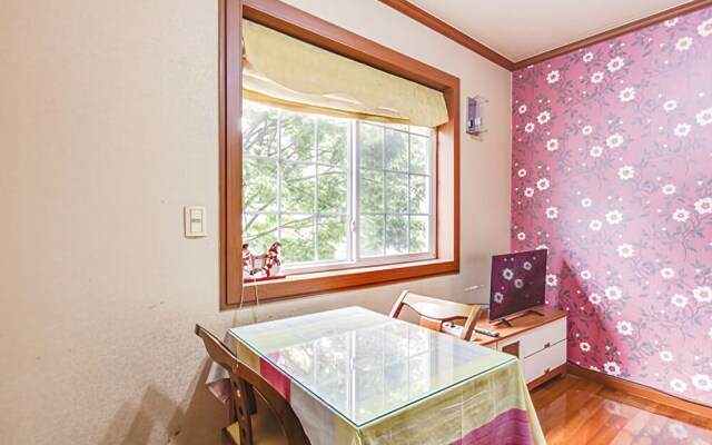 Yangpyeong Let's Go Valley Pension