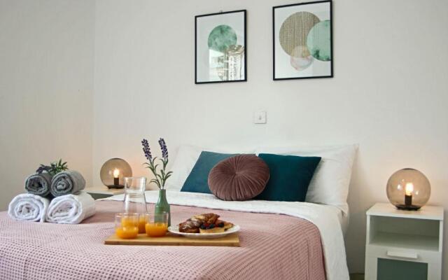 Phaedrus Living: Seaside Luxury Flat Natalia House 102