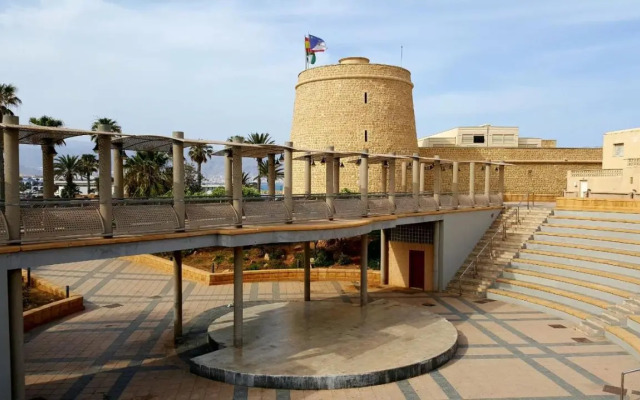 Apartamento Roquetas playa con WIFI