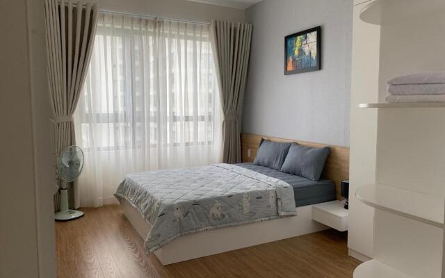 MRT Apartment in Masteri Thao Dien