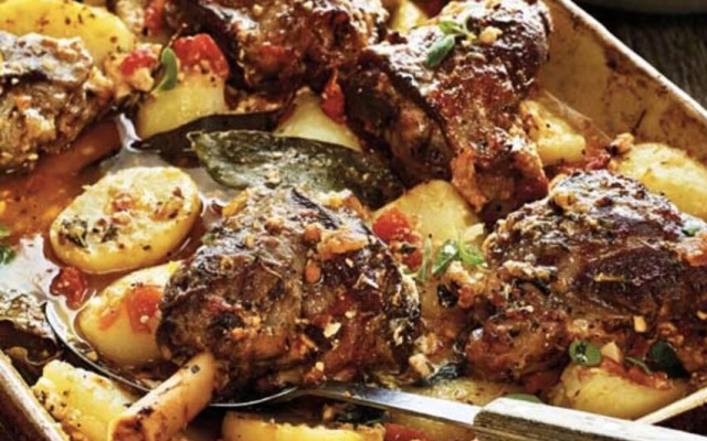 Arion Stables & Apartments