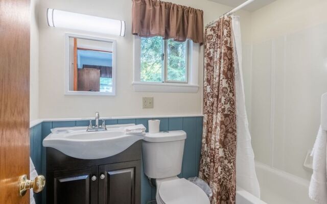 Mt Liberty Cabins and Motel