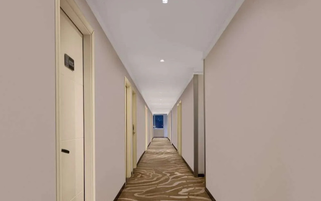 Kaiserdom Hotel Guangzhou Airport