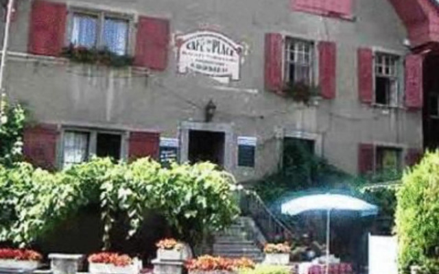 Hotel de la place