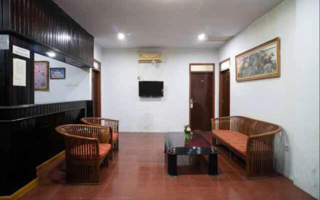 New Valentino Hotel Makassar RedPartner