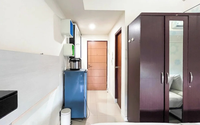Simply Design Studio Apartment At Vida View Makassar