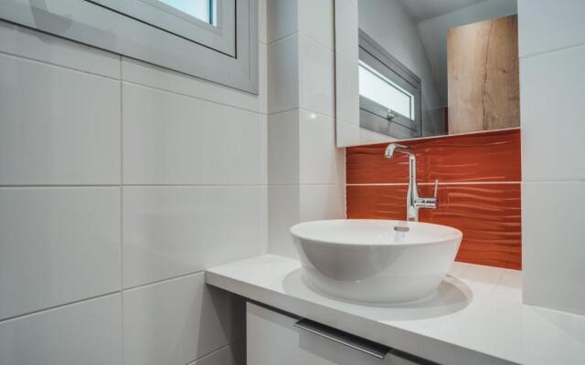Modern 3 bedroom villa near Nissi Beach!