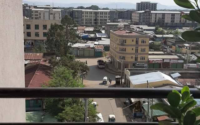 Teferi Mekonnen Hotel