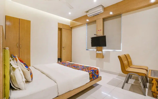 Fabhotel Silver Cloud