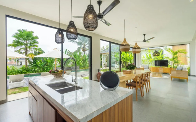 Villa Gantari by GORO