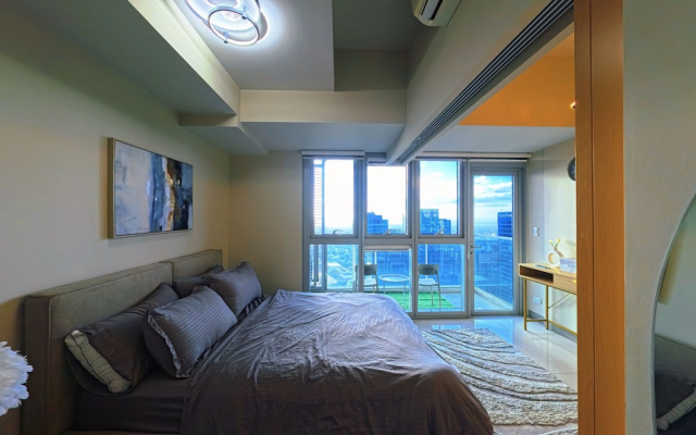 35th Uptown Park Suites Tower 2 BGC