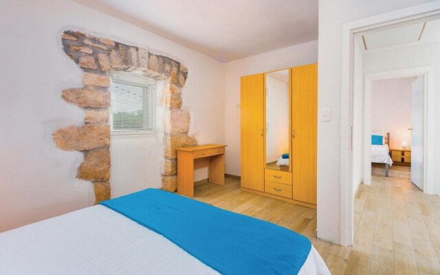 Stunning Home in Ruzici With Wifi and 3 Bedrooms