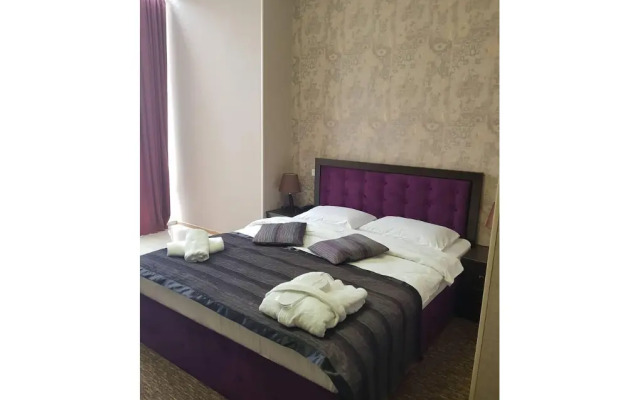 Hotel Makona
