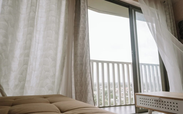 Room-spacious Barkada Gathering