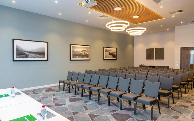Holiday Inn Dublin Airport