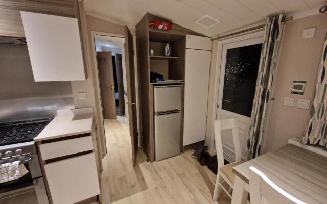 Seaside 8-person Caravan at Rockley Park