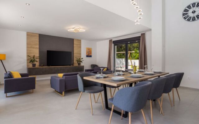 Villa Pinnidae Faulensee