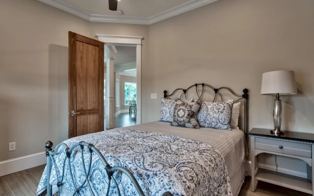 Seastar Palazzo Luxury Across From Beach