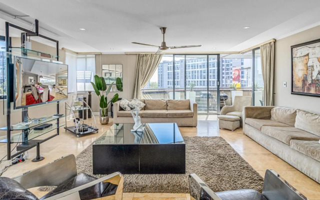 Luxury Penthouse In The Heart Of Sandton