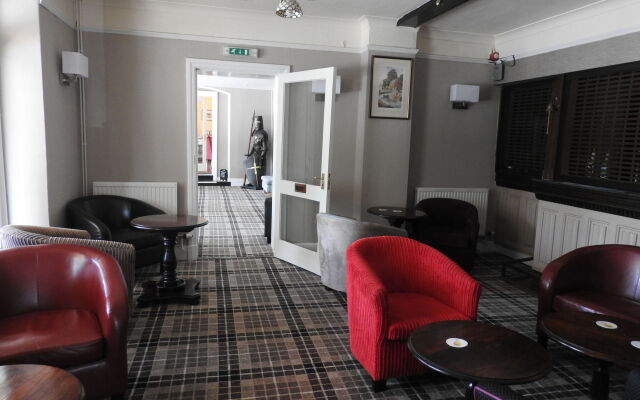 Newton House Hotel