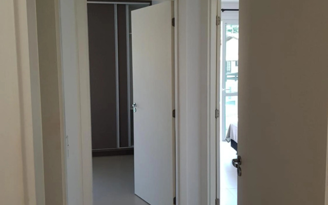 Bombinhas SC 200 metros da Praia