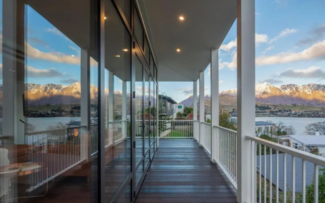 10 The Terrace