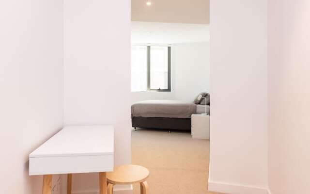 New 2 Bedroom Darling Harbor Apartment