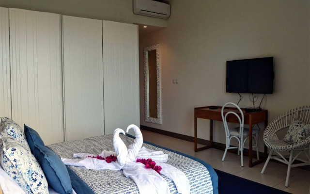 Pointe aux Cannonier Luxury Apartments