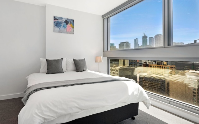 The Fifth Serviced Apartments – Guest Rooms – Melbourne